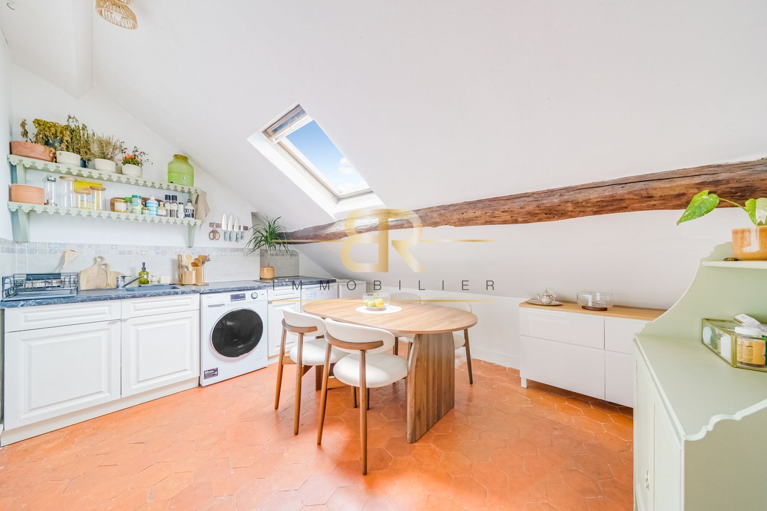 DERNIER Ã‰TAGE ASCENSEUR 59 M2 SOL